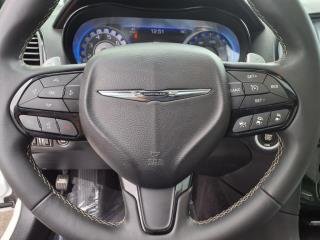 2017 Chrysler 300