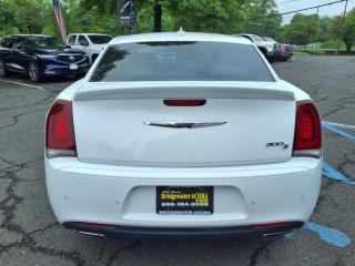 2017 Chrysler 300
