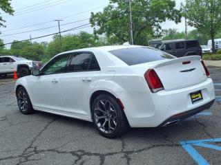 2017 Chrysler 300