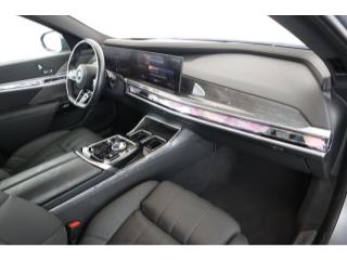 2023 BMW i7