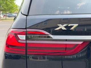 2022 BMW X7