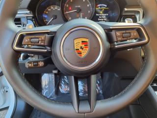 2022 Porsche Macan