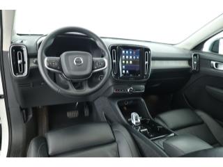 2023 Volvo XC40