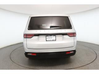 2022 Jeep Wagoneer