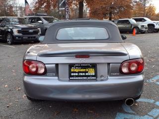 2002 Mazda MX-5 Miata