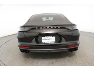 2022 Porsche Panamera
