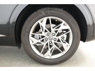 2024 Genesis GV70