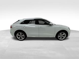 2022 Audi Q8
